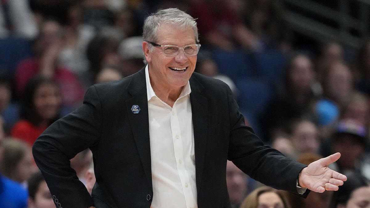 Featured image UConn Geno Auriemma