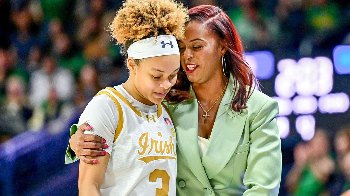 Notre Dame Fighting Irish head coach Niele Ivey talks to guard Hannah Hidalgo (3) in the second half against the Duke Blue Devils at the Purcell Pavilion.