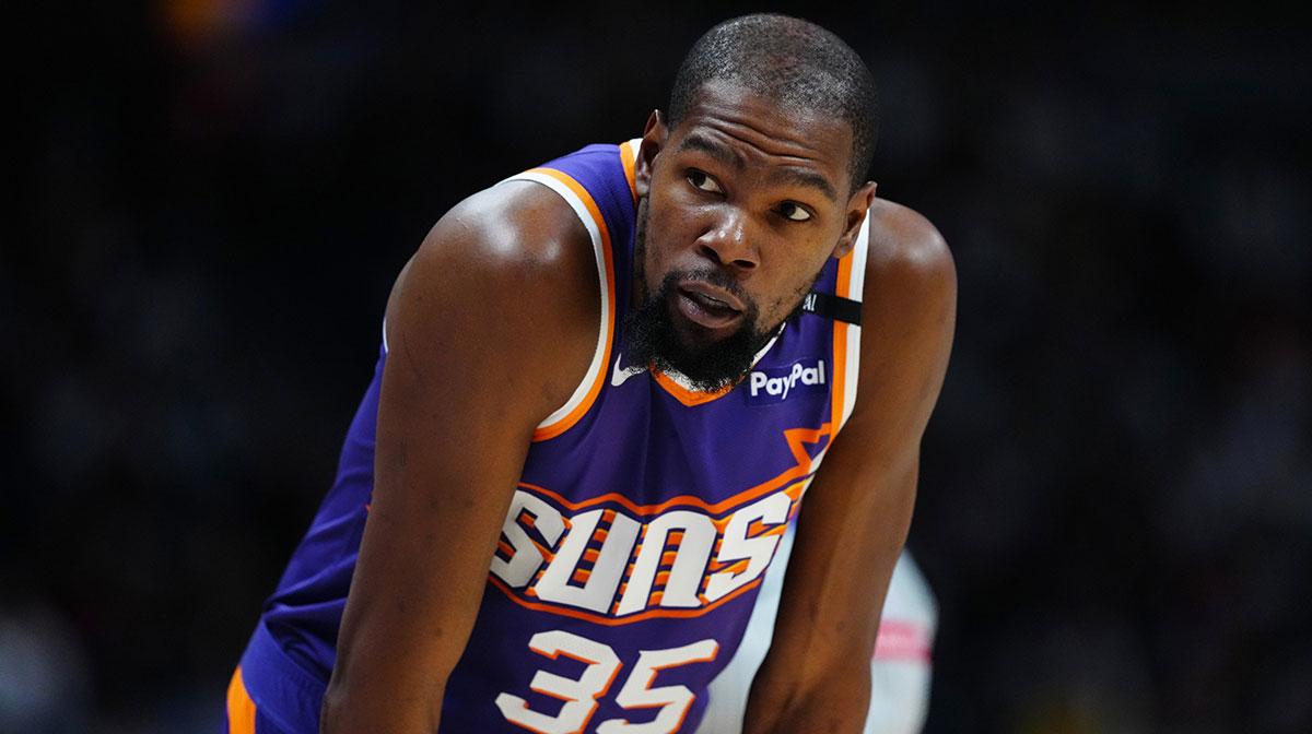 Phoenix Suns forward Kevin Durant (35) during the second half against the Denver Nuggets at Ball Arena.