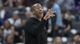 Mike Brown is Knicks’ next head coach after Tom Thibodeau firing