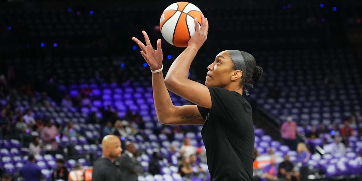 Las Vegas Aces center A'ja Wilson (22) warms up before game four of the 2025 WNBA Finals against the Phoenix Mercury at Mortgage Matchup Center
