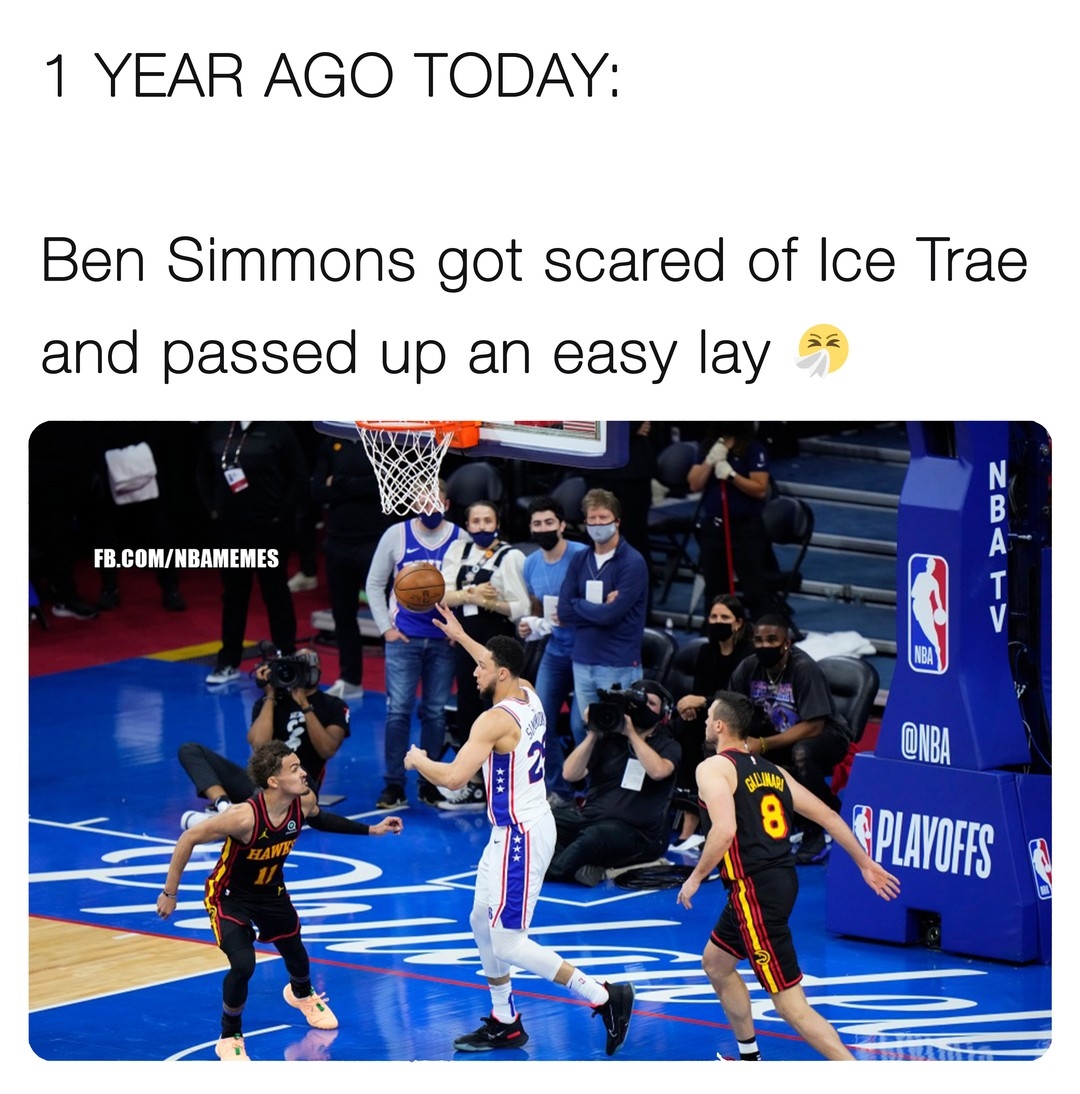 Ben hasn't been the same since π₯ 
#bensimmons #traeyoung #philadelphia76ers