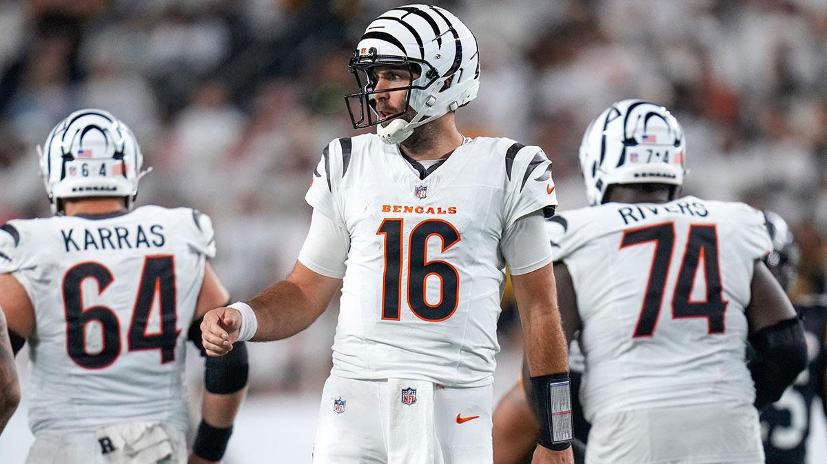 Cincinnati Bengals quarterback Joe Flacco (16) waits for a play in the third quarter of the NFL Week 7 game between the Cincinnati Bengals and the Pittsburgh Steelers at Paycor Stadium in downtown Cincinnati.